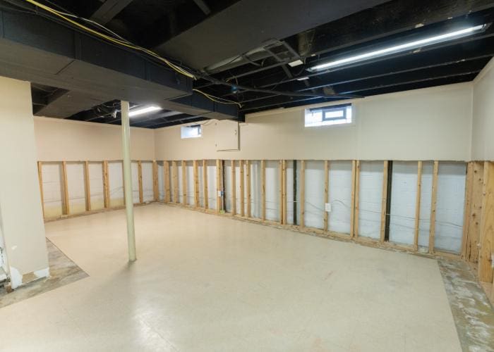 basement waterproofing de pere wi